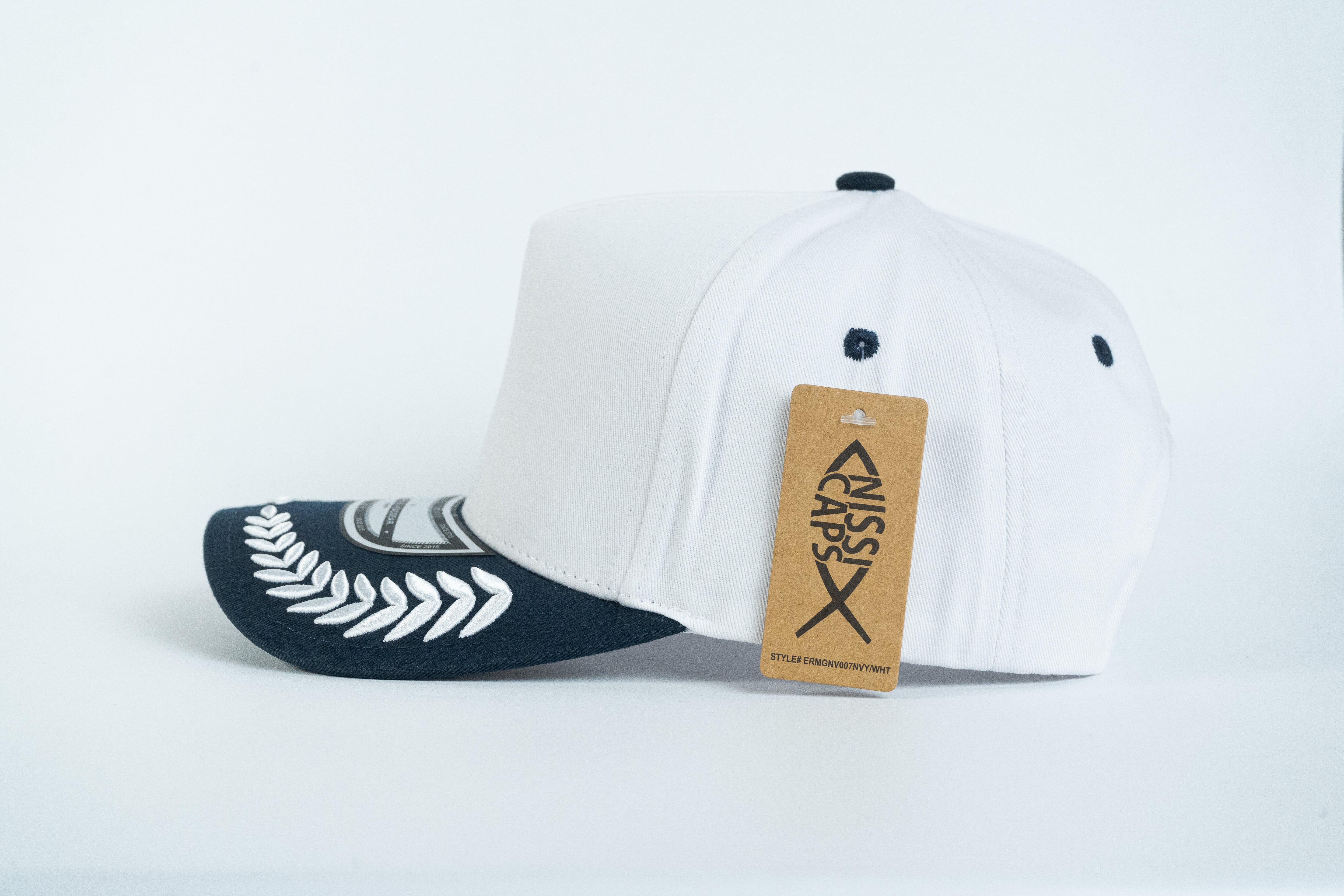 LAUREL NAVY/WHITE| NISSI